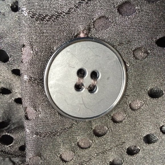 Joseph Ribkoff Womens Sleeveless Top Blouse Sz 8 Black Wire Collar Eylet Fabric - Picture 3 of 6